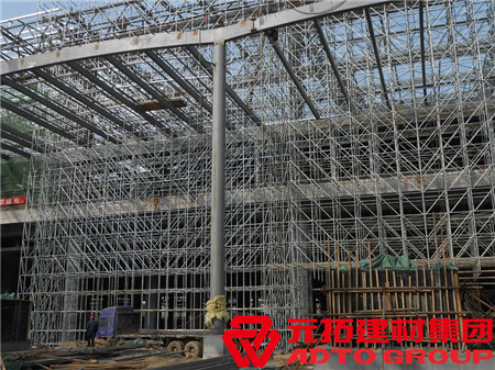 湖北腳手架廠家：雨期施工如何搭建腳手架？
