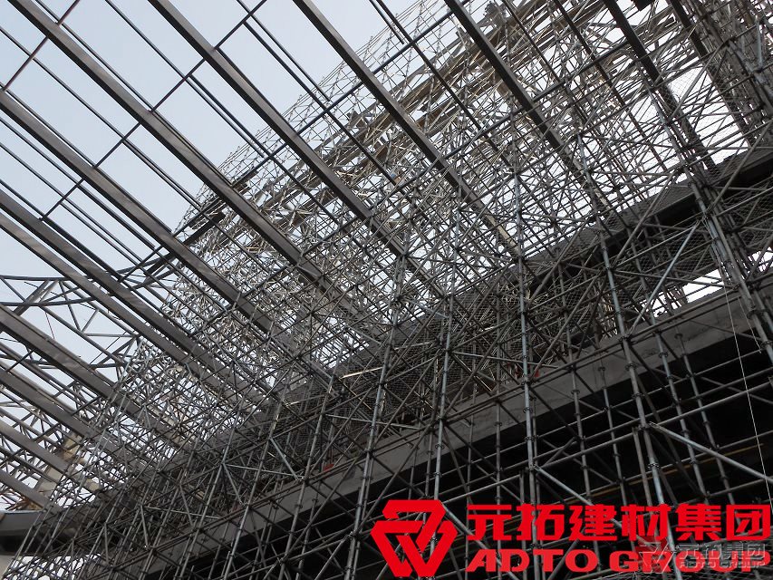 輪扣式腳手架與盤扣式腳手架有何差別？